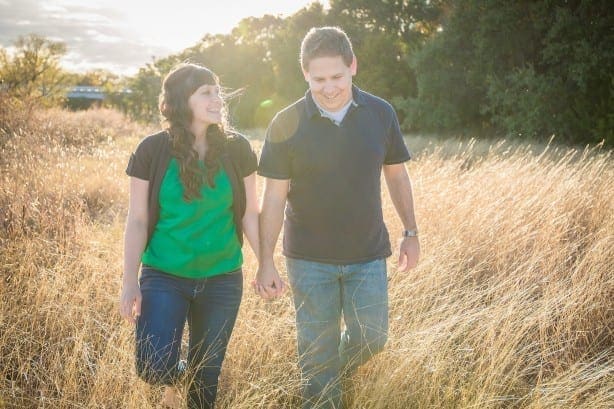 Arielle Lewis Photography. Engagement Photos. What to Wear.