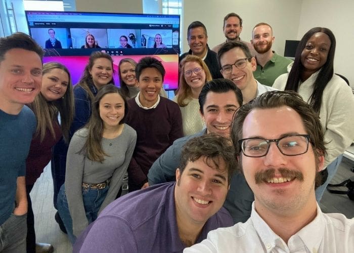 team-office-selfie goodshuffle pro team